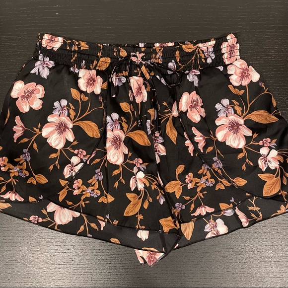 American Eagle Outfitters Pants - NWT American Eagle Shorts